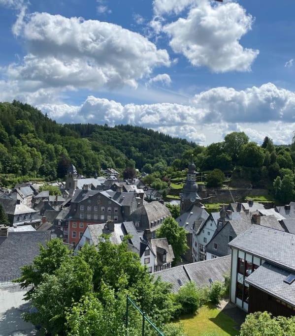 Apartamento Hueftgold Schlafen & Wohnen Monschau Exterior foto